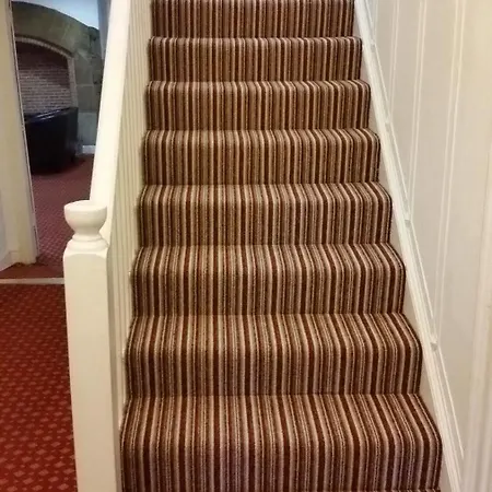 Healey Hotel Batley